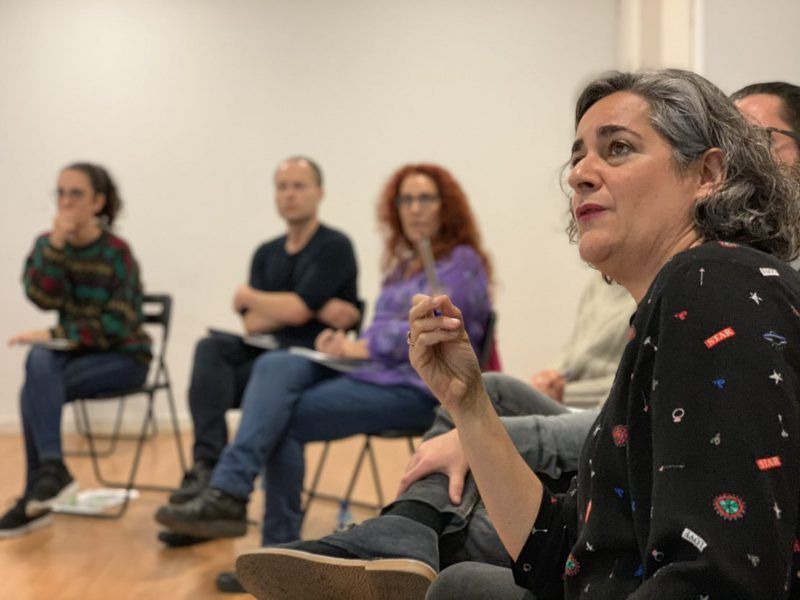 Els companys d'Alzheimer Catalunya en el taller formatiu que va realitzar Francesc Granja sobre la sexualitat i la gent gran.